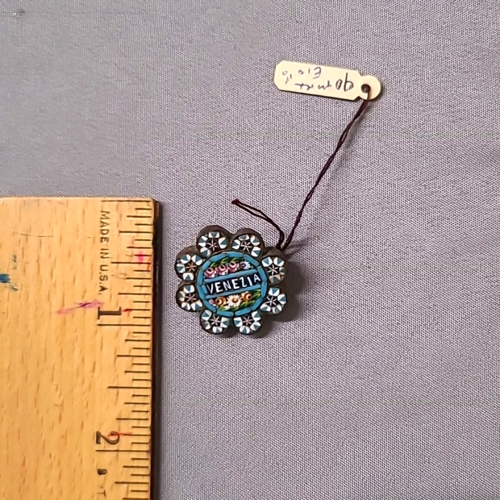 Venezia vintage brooch